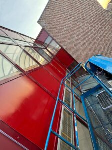 Werkzaamheden Renovatie kozijnen met coating door INVICOAT